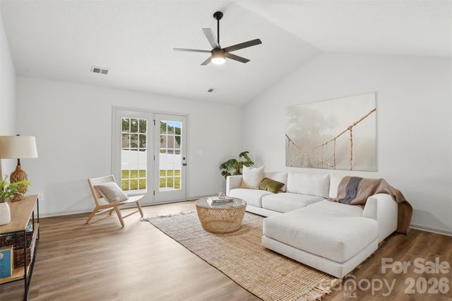 4228 Hey Rock Court, Charlotte, NC 28269