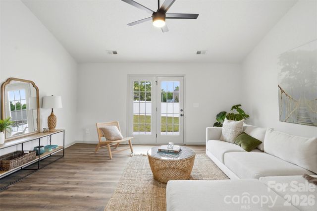 4228 Hey Rock Court, Charlotte, NC 28269