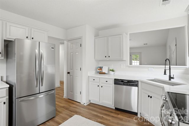 4228 Hey Rock Court, Charlotte, NC 28269