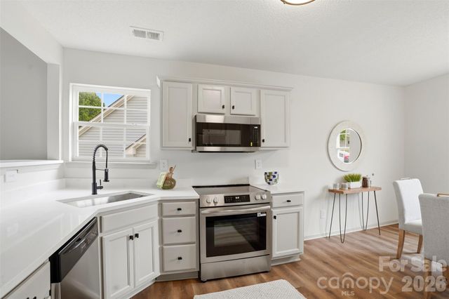 4228 Hey Rock Court, Charlotte, NC 28269