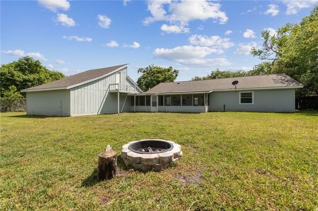 320 Liberty Tree Road, St Marys, GA 31558
