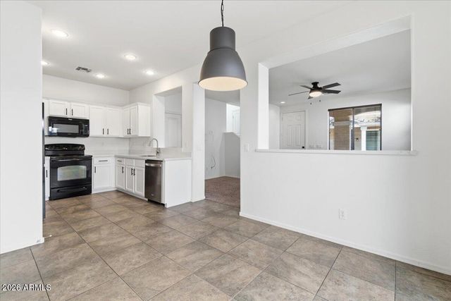 104 E PALOMINO Drive, Gilbert, AZ 85296