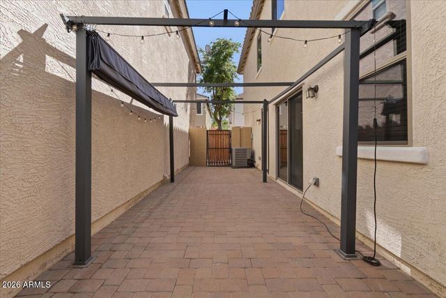 104 E PALOMINO Drive, Gilbert, AZ 85296