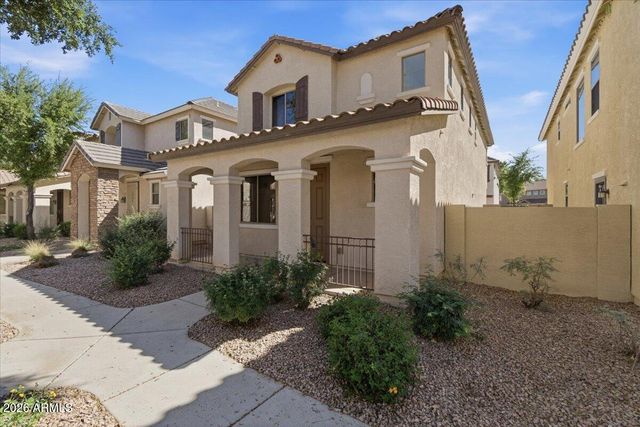 104 E PALOMINO Drive, Gilbert, AZ 85296