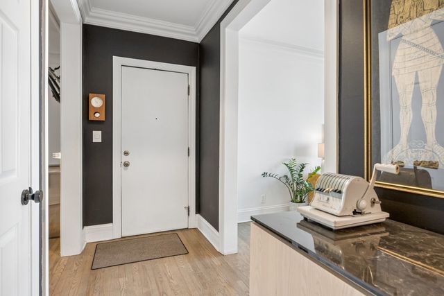 1627 W LAWRENCE Avenue 1, Chicago, IL 60640