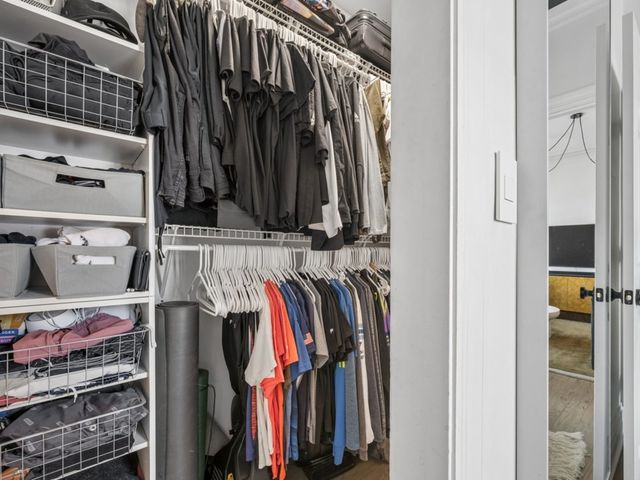 1627 W LAWRENCE Avenue 1, Chicago, IL 60640