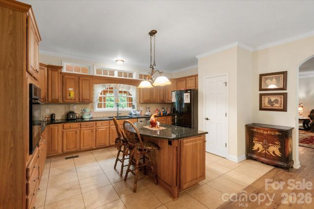 115 Barton Road, Brevard, NC 28712