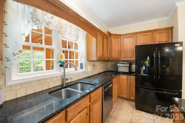 115 Barton Road, Brevard, NC 28712