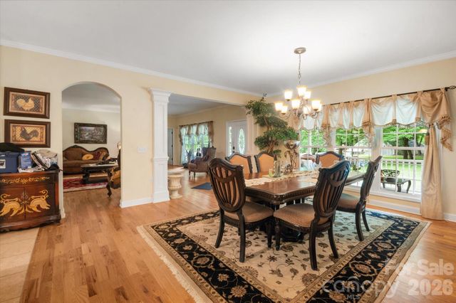 115 Barton Road, Brevard, NC 28712
