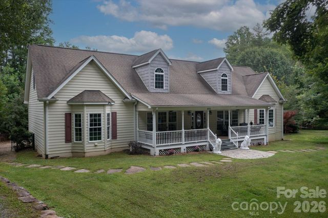 115 Barton Road, Brevard, NC 28712
