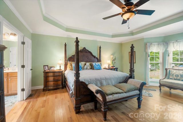 115 Barton Road, Brevard, NC 28712