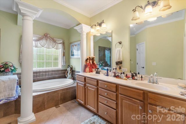 115 Barton Road, Brevard, NC 28712