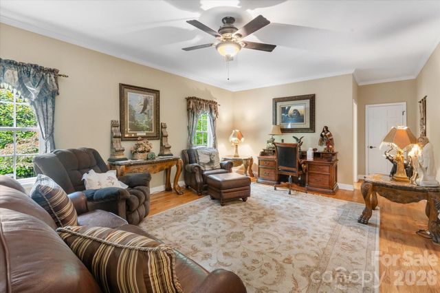 115 Barton Road, Brevard, NC 28712