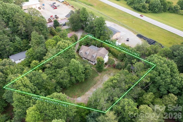 115 Barton Road, Brevard, NC 28712
