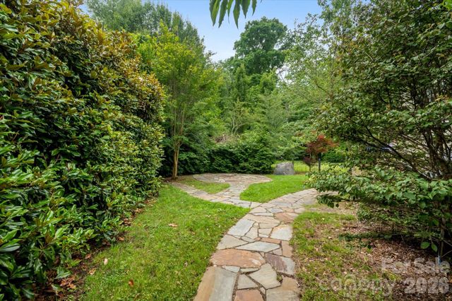115 Barton Road, Brevard, NC 28712