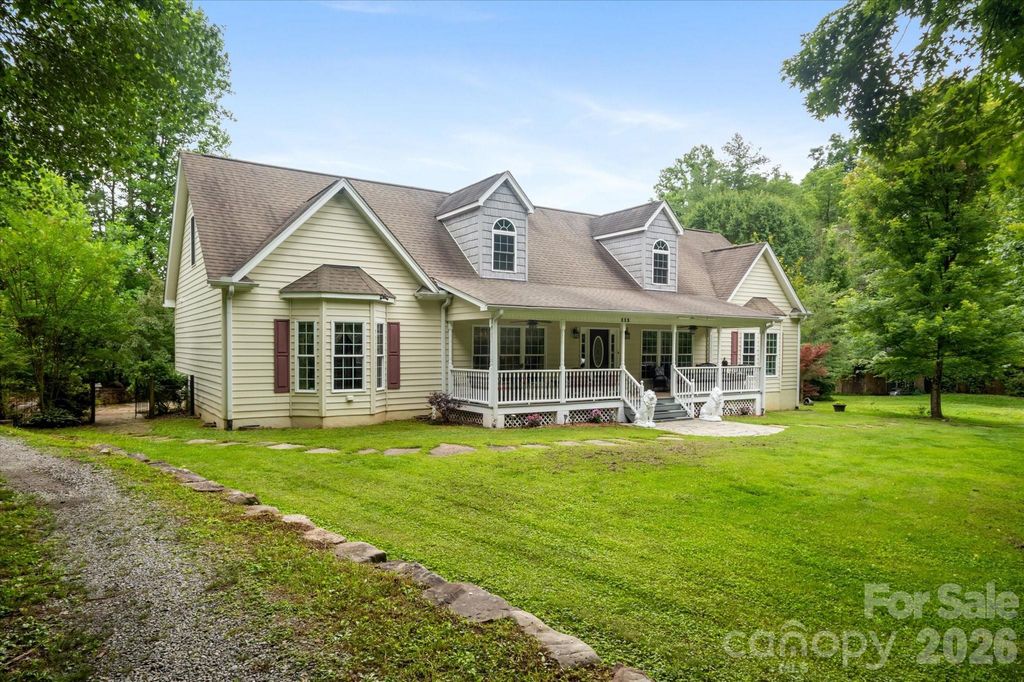115 Barton Road, Brevard, NC 28712