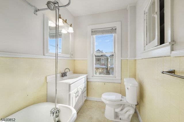 79 Schultz Avenue, Phillipsburg Town, NJ 08865