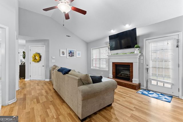 50 Stony Oak Drive, Newnan, GA 30263