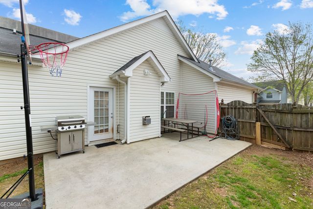 50 Stony Oak Drive, Newnan, GA 30263