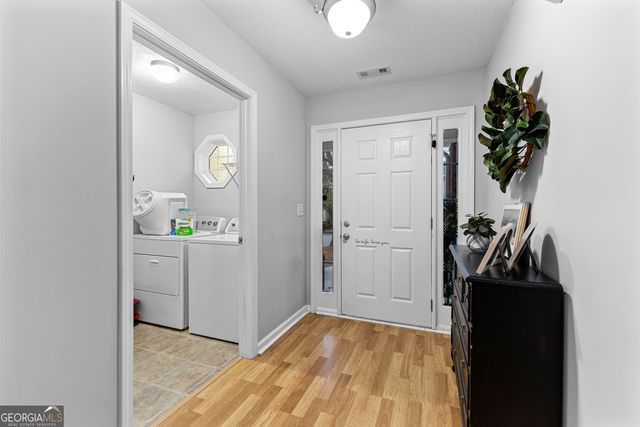 50 Stony Oak Drive, Newnan, GA 30263