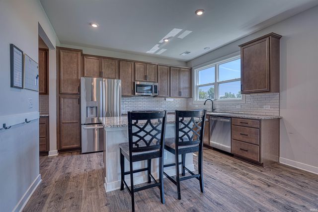 5113 Jackson Drive, Newburgh, IN 47630