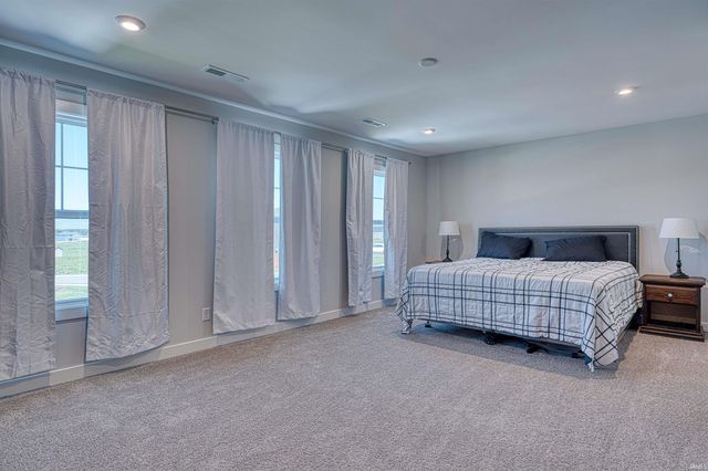 5113 Jackson Drive, Newburgh, IN 47630