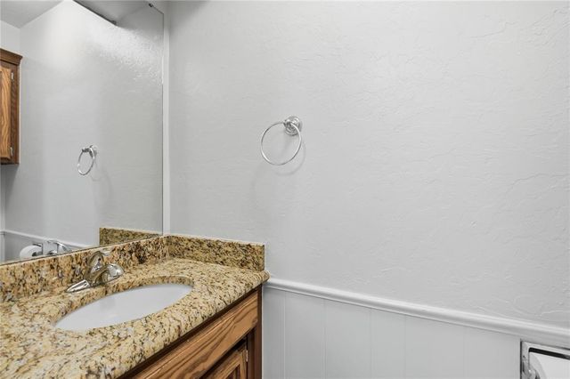 3401 S Choctaw Drive, Edmond, OK 73013