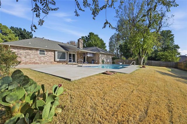 3401 S Choctaw Drive, Edmond, OK 73013