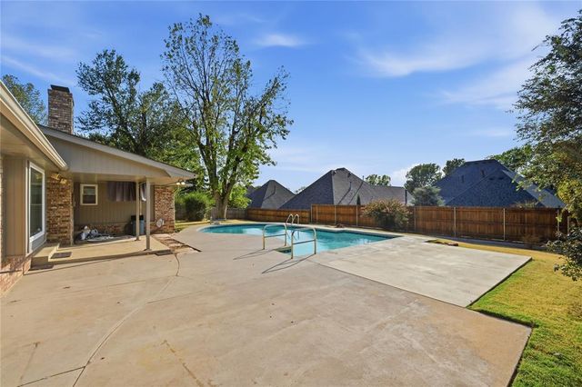 3401 S Choctaw Drive, Edmond, OK 73013