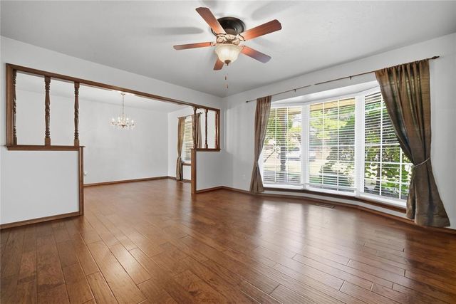 3401 S Choctaw Drive, Edmond, OK 73013