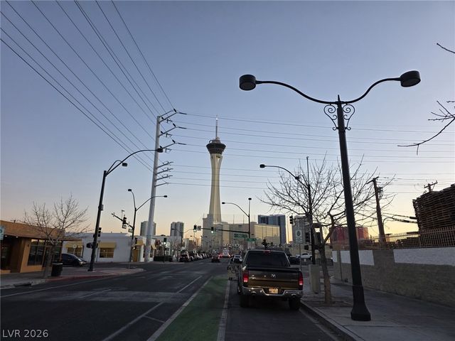 1400 Western Avenue, Las Vegas, NV 89102