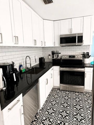 617 N D Street, Lake Worth Beach, FL 33460
