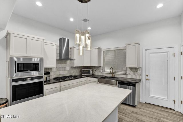 13405 EMERALD GLASS Drive, Horizon City, TX 79928