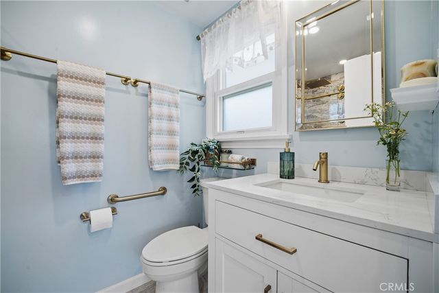 7636 W 91st, Westchester, CA 90045