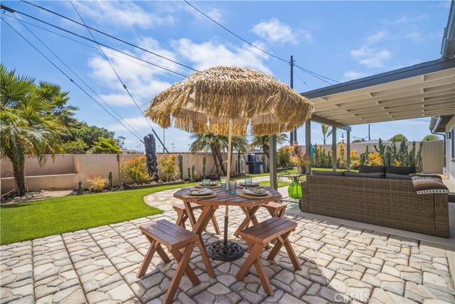 7636 W 91st, Westchester, CA 90045