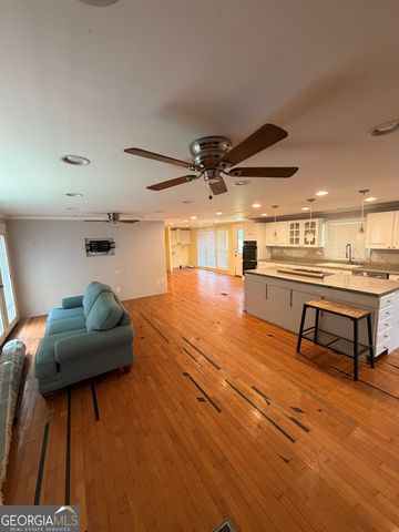 306 OCONNER Lane, Hartwell, GA 30643