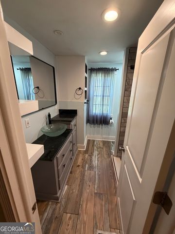 306 OCONNER Lane, Hartwell, GA 30643