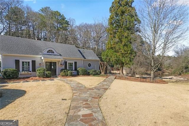 2586 Hyde Manor Drive NW, Atlanta, GA 30327