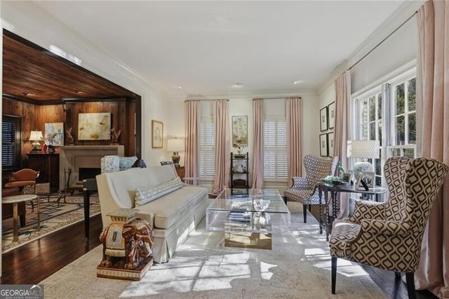 2586 Hyde Manor Drive NW, Atlanta, GA 30327