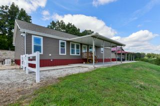 21018 Farm Road 2260, Eagle Rock, MO 65641