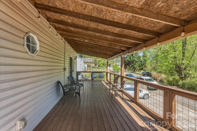 31 Huffman Road, Asheville, NC 28806
