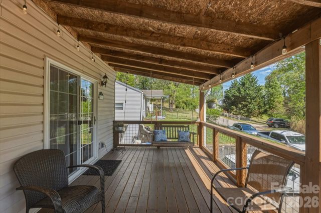 31 Huffman Road, Asheville, NC 28806