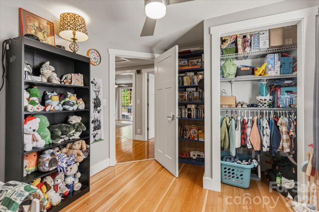 31 Huffman Road, Asheville, NC 28806