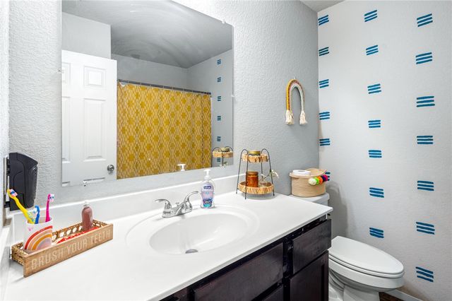 2460 Double Bogey Lane, Farmington, AR 72730