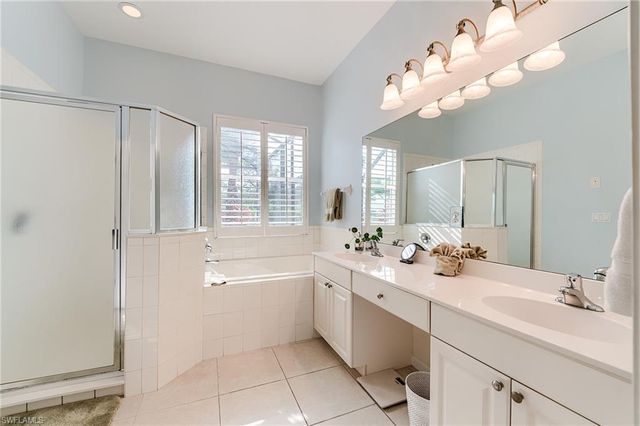 3180 Bramble Cove CT, Fort Myers, FL 33905