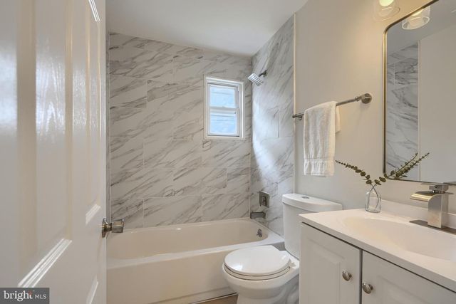 2058 LARKHALL RD, Dundalk, MD 21222