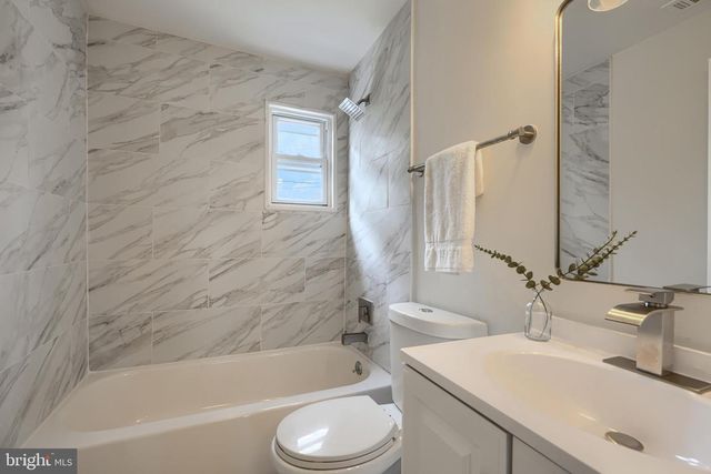 2058 LARKHALL RD, Dundalk, MD 21222