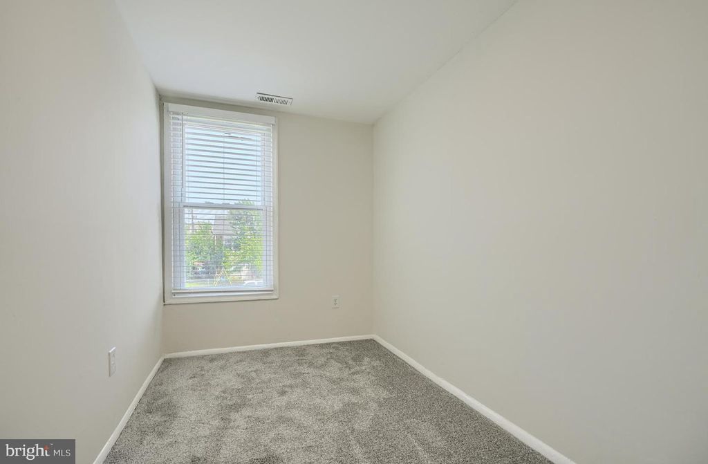 Image 23 of property listing at 2058 LARKHALL RD, Dundalk, MD 21222