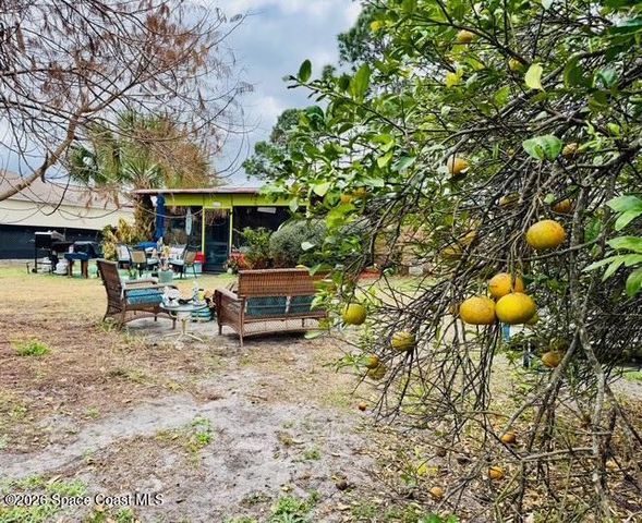 171 Brannon Street SW, Palm Bay, FL 32908