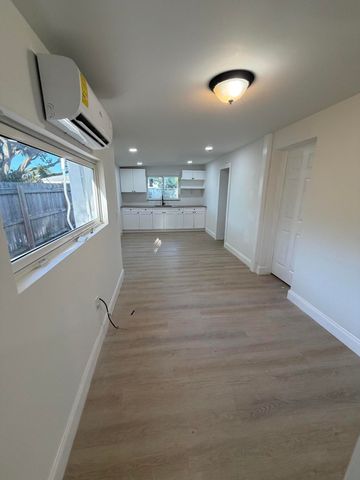 912 MONTEGO Drive, West Palm Beach, FL 33415